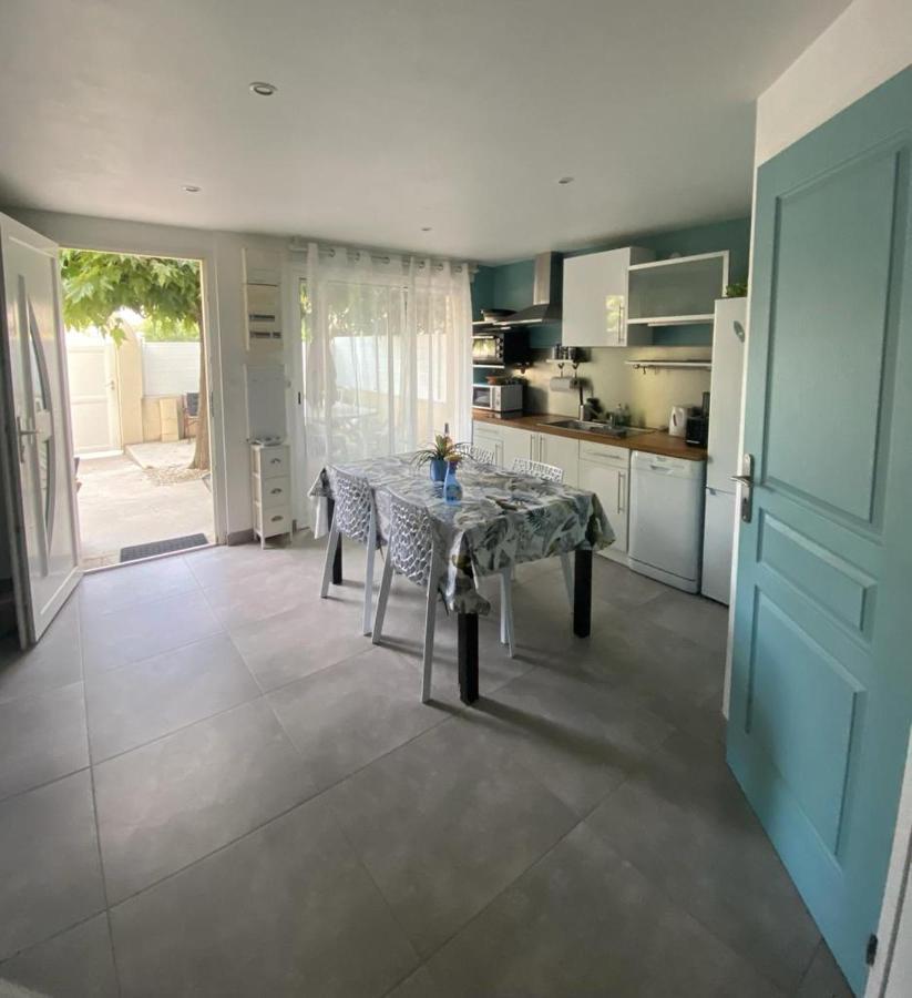 Maison En Bord De Mer มอกิโอ ภายนอก รูปภาพ